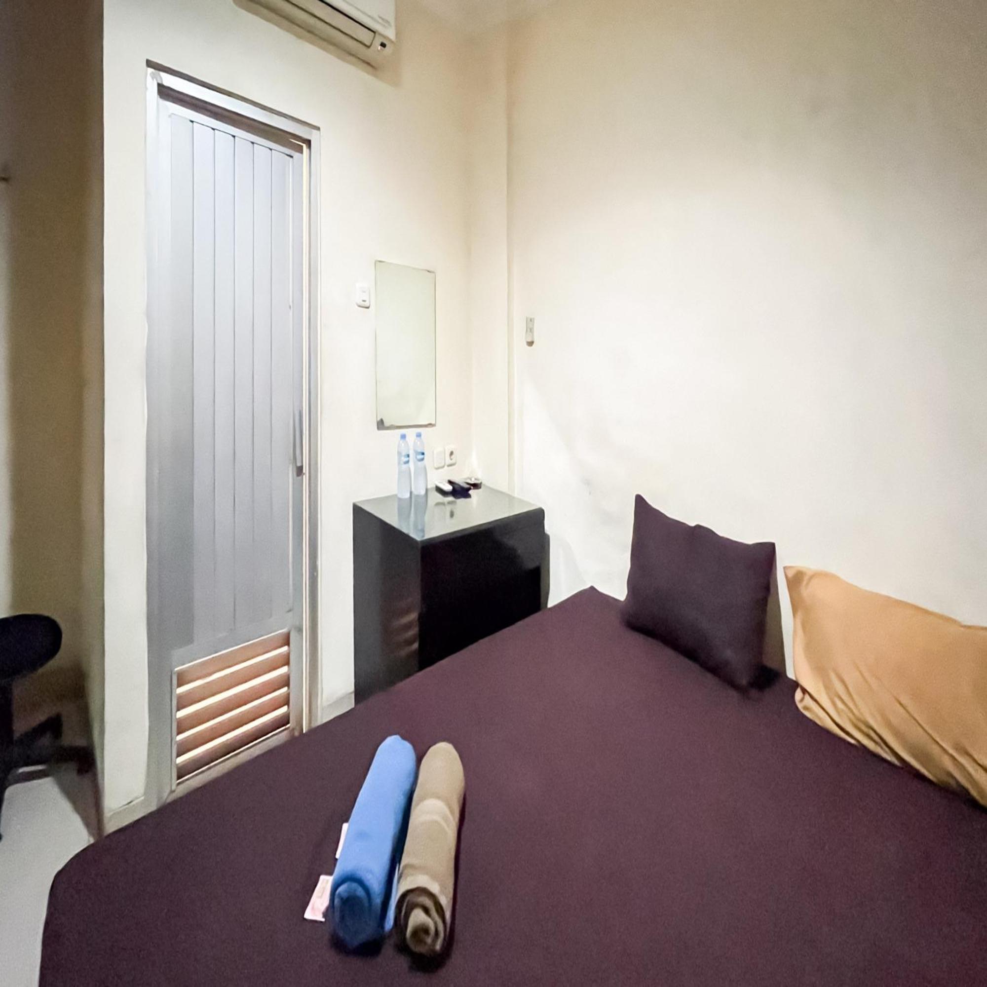 Arcadia Rooms Redpartner Jakarta Bagian luar foto